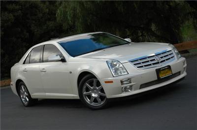 Used Cadillac STS 2005 : $19999
