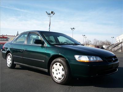 Used Honda Accord 1998 : $4995