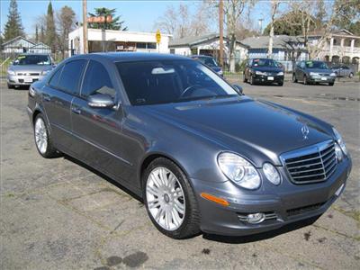 Used Mercedes-Benz EClass 2008 : $25999