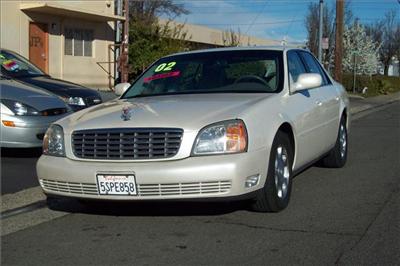 Used Cadillac Deville 2002 : $8999