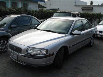 Used Volvo S80 1999 : $4495