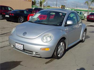 Used Volkswagen NewBeetle 2000 : $0