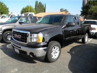 New GMC Sierra 2011 : $32070
