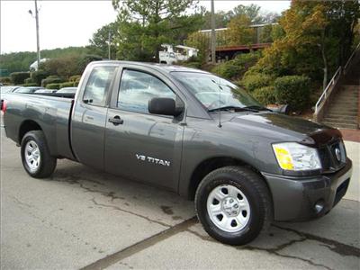 Used Nissan Titan 2006 : $8500