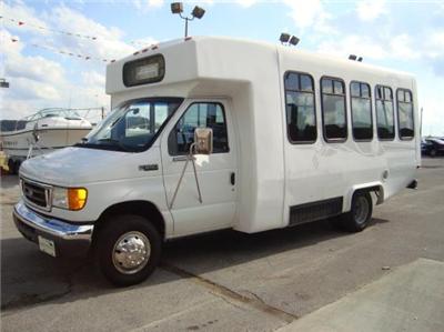 Used Ford Econoline 2004 : $7500