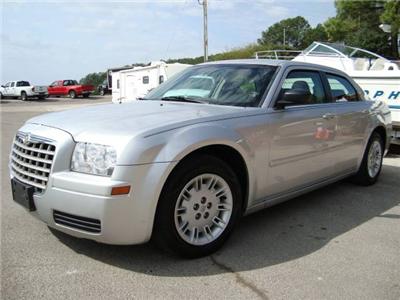 Used Chrysler 300 2006 : $8900