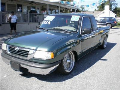 Used Mazda BSeries 2000 : $5900