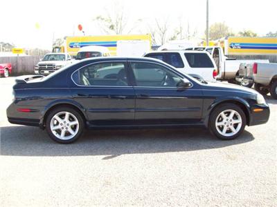 Used Nissan Maxima 2002 : $0