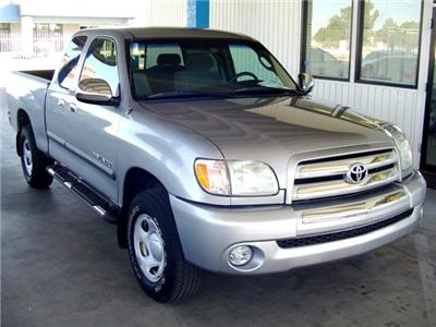 Used Toyota Tundra 2004 : $12950