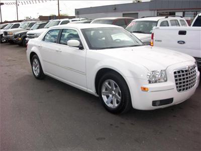 Used Chrysler 300 2006 : $9995