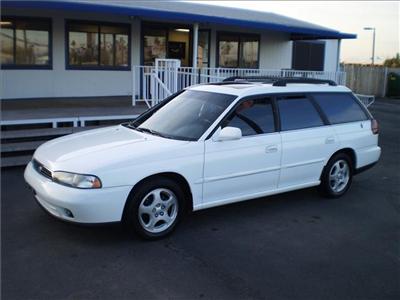 Used Subaru Legacy 1995 : $3250