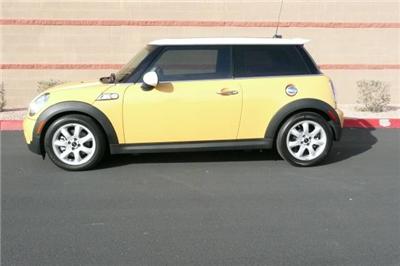 Used Mini Cooper 2009 : $22850