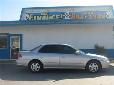 Used Honda Accord 1999 : $4995