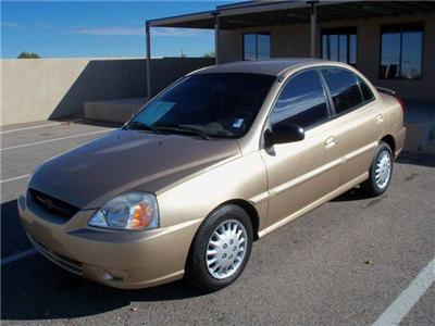Used Kia Rio 2005 : $5495