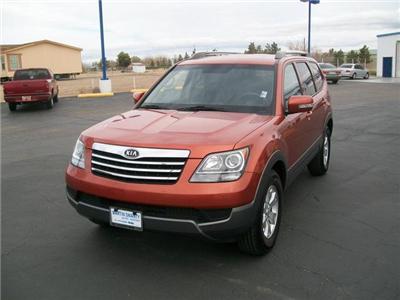 Used Kia Borrego 2009 : $21995