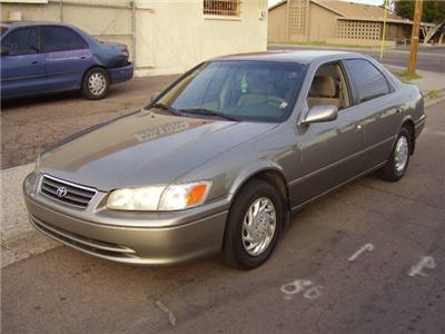 Used Toyota Camry 2000 : $4900