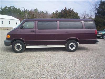 Used Dodge RamWagon 2000 : $6900