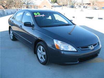 Used Honda Accord 2005 : $11995