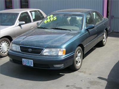 Used Toyota Avalon 1999 : $4495