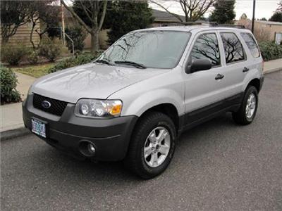 Used Ford Escape 2005 : $11495