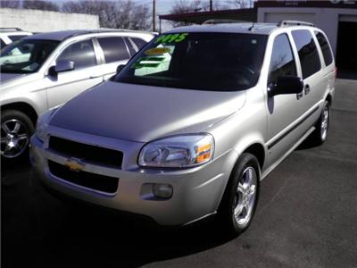 Used Chevrolet Uplander 2008 : $9495