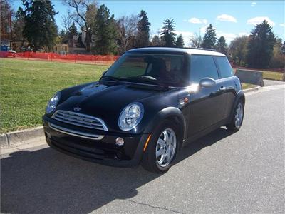 Used MINI Cooper 2006 : $9900