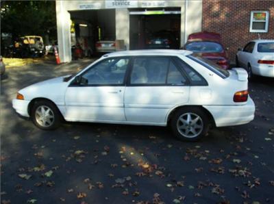 Used Ford Escort 1996 : $2295