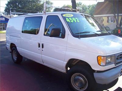 Used Ford Econoline 2000 : $3595