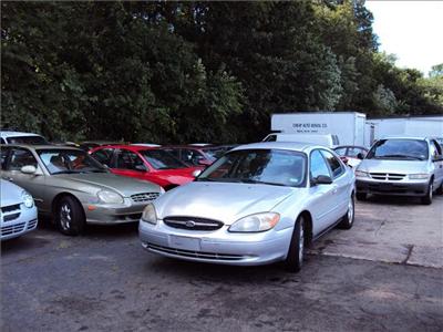 Used Ford Taurus 2001 : $3288