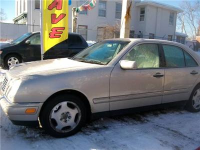 Used Mercedes-Benz EClass 1999 : $3850
