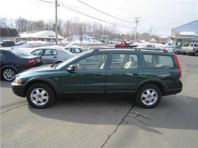 Used Volvo V70XC 2002 : $7991