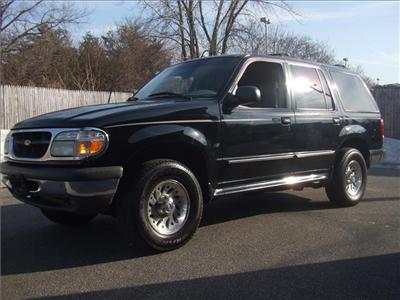 Used Ford Explorer 1998 : $5900