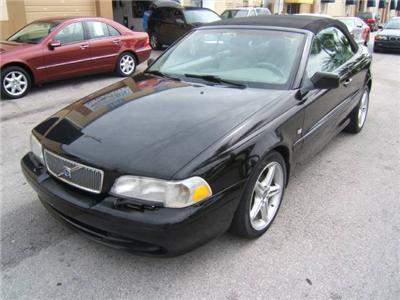 Used Volvo C70 2000 : $5999