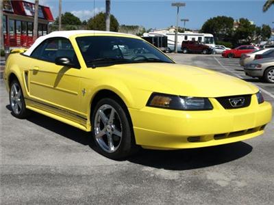Used Ford Mustang 2003 : $9999