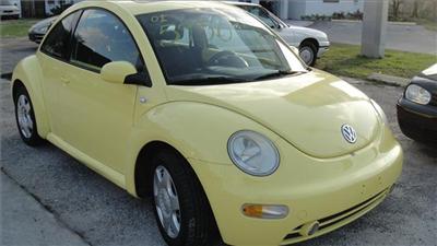 Used Volkswagen NewBeetle 2001 : $5950