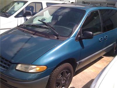 Used Plymouth GrandVoyager 2000 : $5000