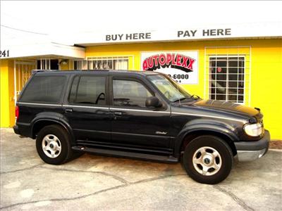 Used Ford Explorer 1999 : $4995