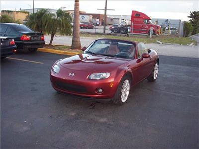 Used Mazda MX5Miata 2007 : $12500