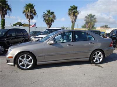Used Mercedes-Benz CClass 2007 : $16485