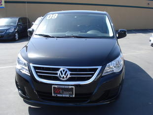 used Volkswagen Routan SE 2009 : $20990