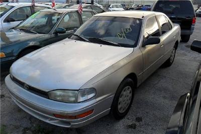 Used Toyota Camry 1994 : $1950