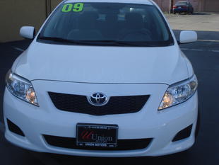 used Toyota Corolla 2009 : $13990