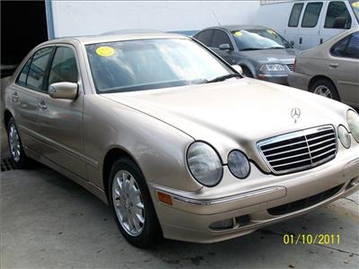 Used Mercedes-Benz EClass 2001 : $8995