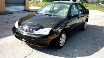 Used Ford Focus 2005 : $3950