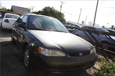 Used Toyota Corolla 1998 : $3500