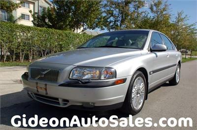 Used Volvo S80 2000 : $5980