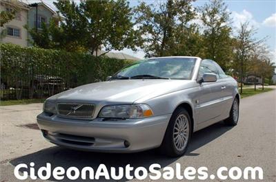Used Volvo C70 2002 : $7580