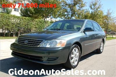 Used Toyota Avalon 2003 : $8980