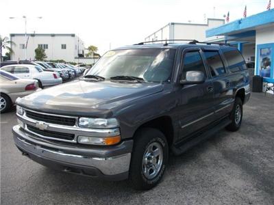 Used Chevrolet Suburban 2002 : $9777