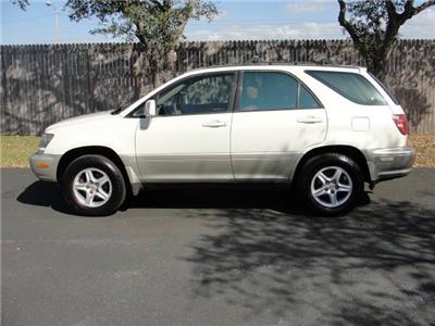 Used Lexus RX300 1999 : $7999
